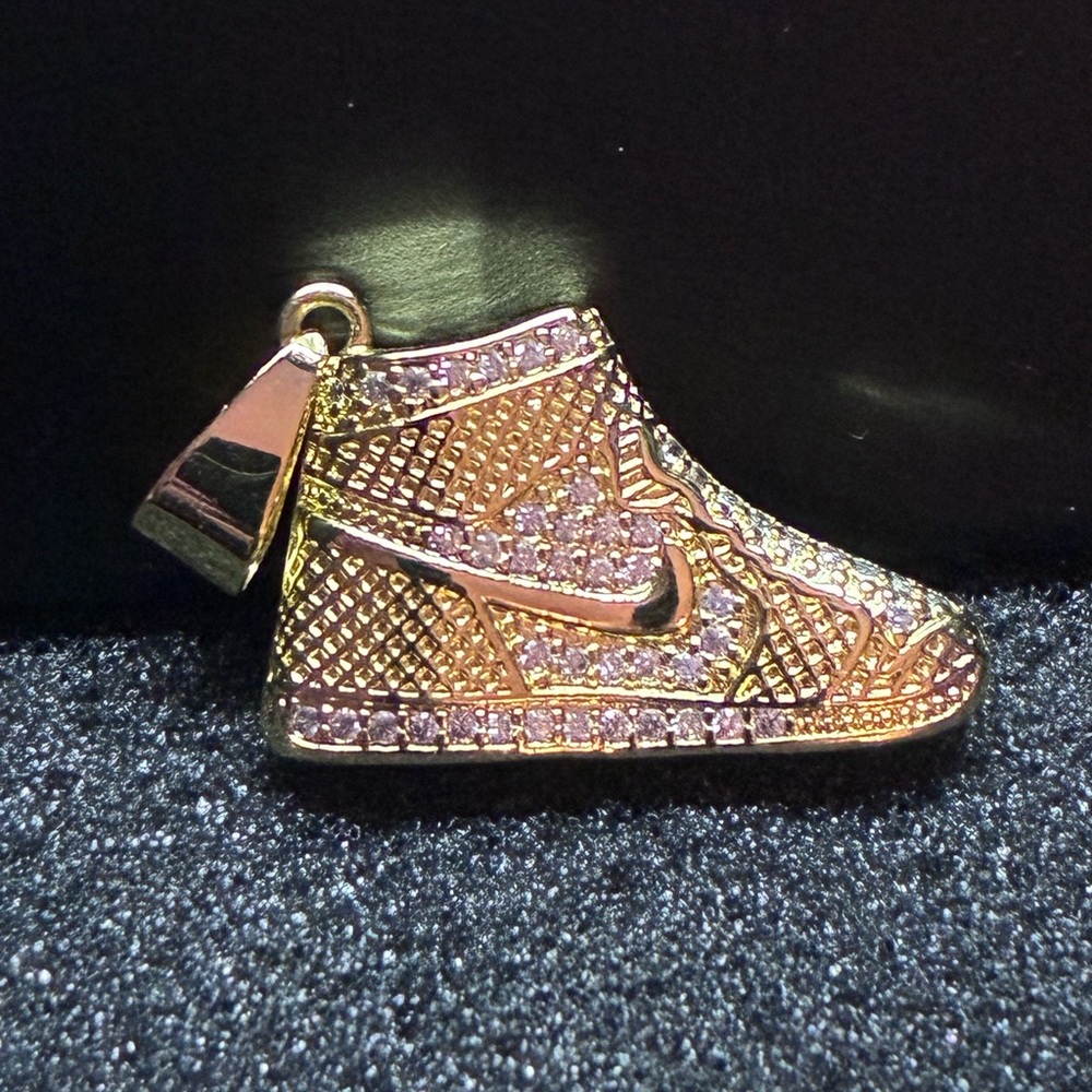 Gold Plated Sneakerhead pendant